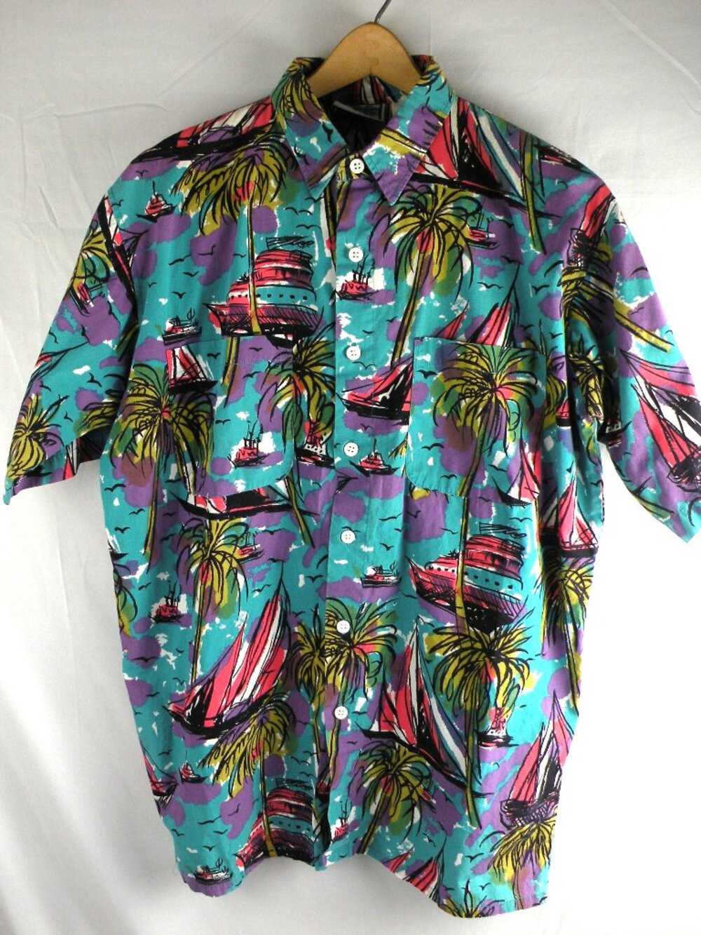 Vintage 80's Catalina Cruise Ship Sailboat Palm Tree print button down shirt M